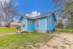 316 E Warren St, Hewitt, TX 76643 - Photo 13