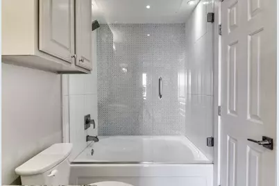 3333 Darcy Street #2210, Fort Worth, TX 76107 - Photo 15