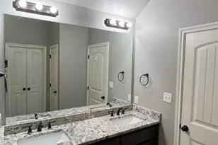 4904 Terlingua Dr, Granbury, TX 76048 - Photo 11