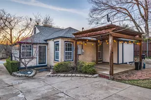 818 Valencia St, Dallas, TX 75223 - Photo 31