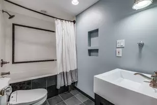 818 Valencia St, Dallas, TX 75223 - Photo 29