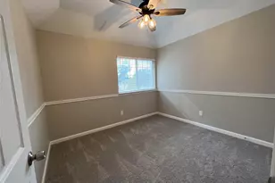 1437 St Gallen Ln, Lewisville, TX 75067 - Photo 15