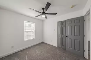 207 N Hickory St, Venus, TX 76084 - Photo 37