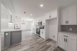 207 N Hickory St, Venus, TX 76084 - Photo 17