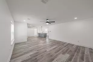 207 N Hickory St, Venus, TX 76084 - Photo 15