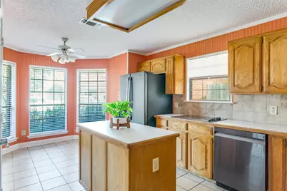 5029 Barberry Drive, Fort Worth, TX 76133 - Photo 7