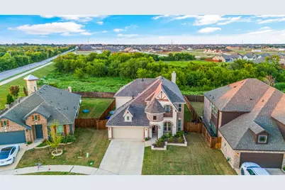 4832 Hazy Hollow Lane, Fort Worth, TX 76036 - Photo 3