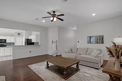 1005 Caleb Street, Burleson, TX 76028 - Photo 7