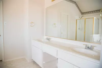 8240 Fountain Ridge Drive, Plano, TX 75025 - Photo 17