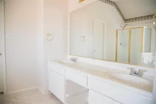 8240 Fountain Ridge Dr, Plano, TX 75025 - Photo 17