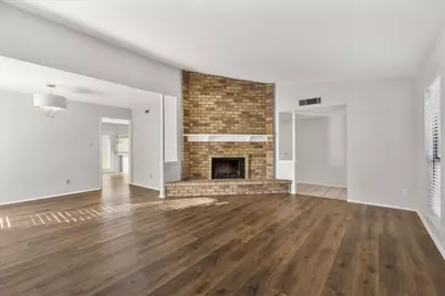 944 Longhorn Drive, Plano, TX 75023 - Photo 7