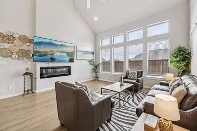 1601 Thunderbird Drive, Fort Worth, TX 76052 - Photo 7