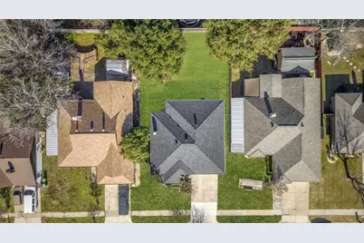 403 Kalmia Drive, Arlington, TX 76018 - Photo 5