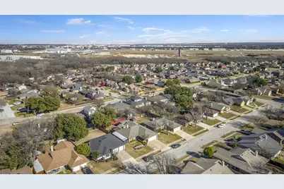 403 Kalmia Drive, Arlington, TX 76018 - Photo 27