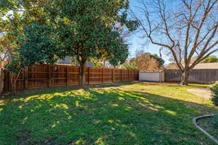 2100 Friar Tuck Dr, Arlington, TX 76013 - Photo 33