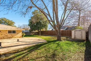 2100 Friar Tuck Dr, Arlington, TX 76013 - Photo 29