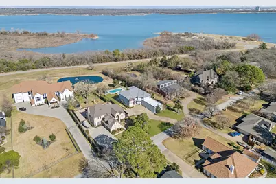 2198 Lakeridge Drive, Grapevine, TX 76051 - Photo 39