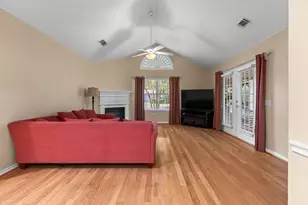 1023 Bridges Dr, Arlington, TX 76012 - Photo 17