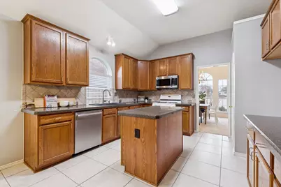 1413 Meadow Vista Drive, Carrollton, TX 75007 - Photo 11