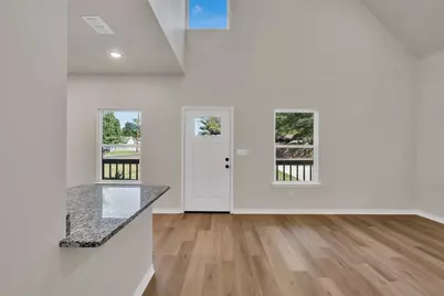 1701 Sandlin St, Longview, TX 75602 - Photo 5