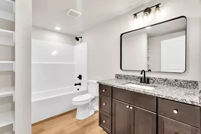 1701 Sandlin St, Longview, TX 75602 - Photo 9