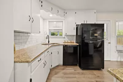 609 Norwood Drive, Hurst, TX 76053 - Photo 7