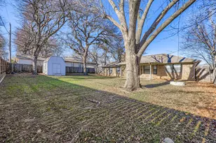 116 NE Alsbury Blvd, Burleson, TX 76028 - Photo 27