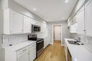 116 NE Alsbury Blvd, Burleson, TX 76028 - Photo 11