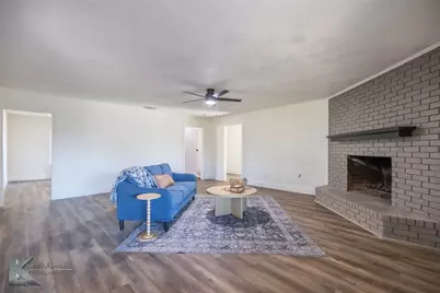 2925 Robertson Drive, Abilene, TX 79606 - Photo 3