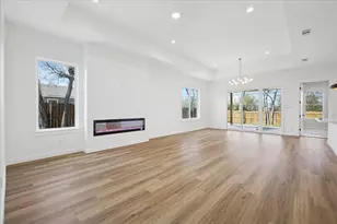 1629 E Tucker St, Fort Worth, TX 76104 - Photo 9