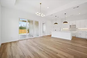 1629 E Tucker St, Fort Worth, TX 76104 - Photo 17