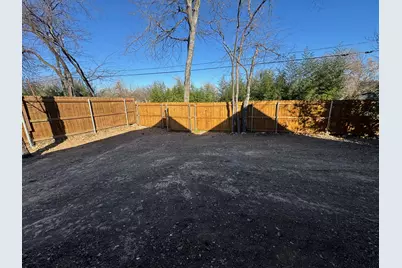 1629 E Tucker Street, Fort Worth, TX 76104 - Photo 31