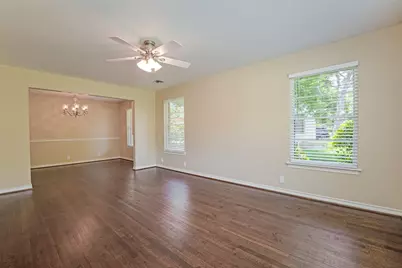 6530 Danbury Lane, Dallas, TX 75214 - Photo 15