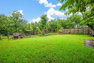 4405 Tynes Dr, Garland, TX 75042 - Photo 23