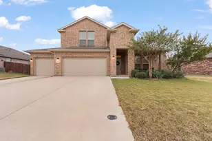 411 Skipper Ln, Azle, TX 76020 - Photo 37