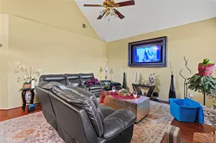 12820 Hilltop Dr, Balch Springs, TX 75180 - Photo 3