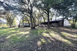 604 Broken Arrow, Quinlan, TX 75474 - Photo 5