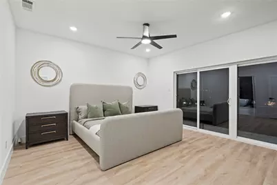 923 Walkway Street, Dallas, TX 75212 - Photo 21