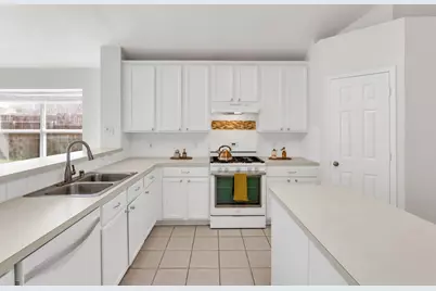 447 Trinity Drive, Allen, TX 75002 - Photo 7