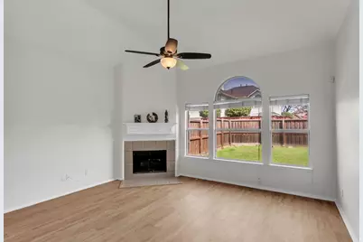 447 Trinity Drive, Allen, TX 75002 - Photo 11