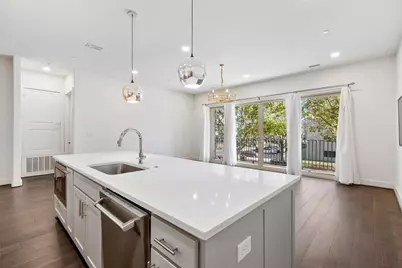 15875 Spectrum Drive #1106, Addison, TX 75001 - Photo 11