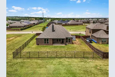 1441 Grassy Meadows Drive, Burleson, TX 76058 - Photo 29