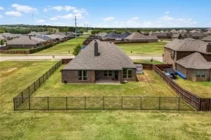 1441 Grassy Meadows Dr, Burleson, TX 76058 - Photo 29