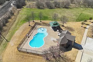 441 Buoy Dr, Crowley, TX 76036 - Photo 39