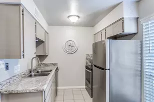 4022 Ridglea Country Club Dr, Fort Worth, TX 76126 - Photo 11