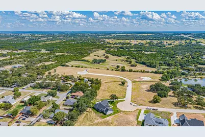 554 Helena Drive, Granbury, TX 76048 - Photo 39