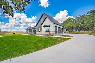 554 Helena Dr, Granbury, TX 76048 - Photo 7