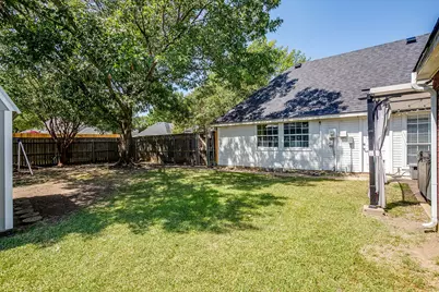 803 Williamsburg Drive, Ennis, TX 75119 - Photo 33