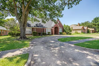 803 Williamsburg Drive, Ennis, TX 75119 - Photo 37