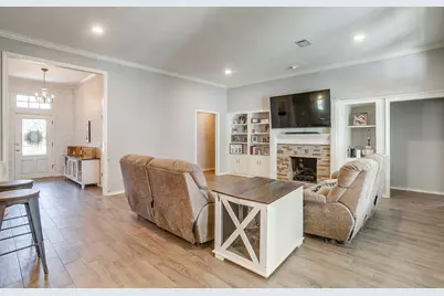 803 Williamsburg Drive, Ennis, TX 75119 - Photo 7